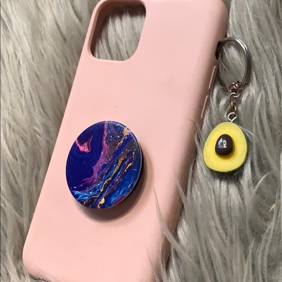 🦋PHONE CASE BUNDLE - Picture 2 of 6